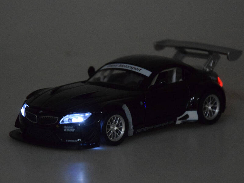 Auto BMW Z4 GT3 metalowe Autko Otw. drzwi i maska